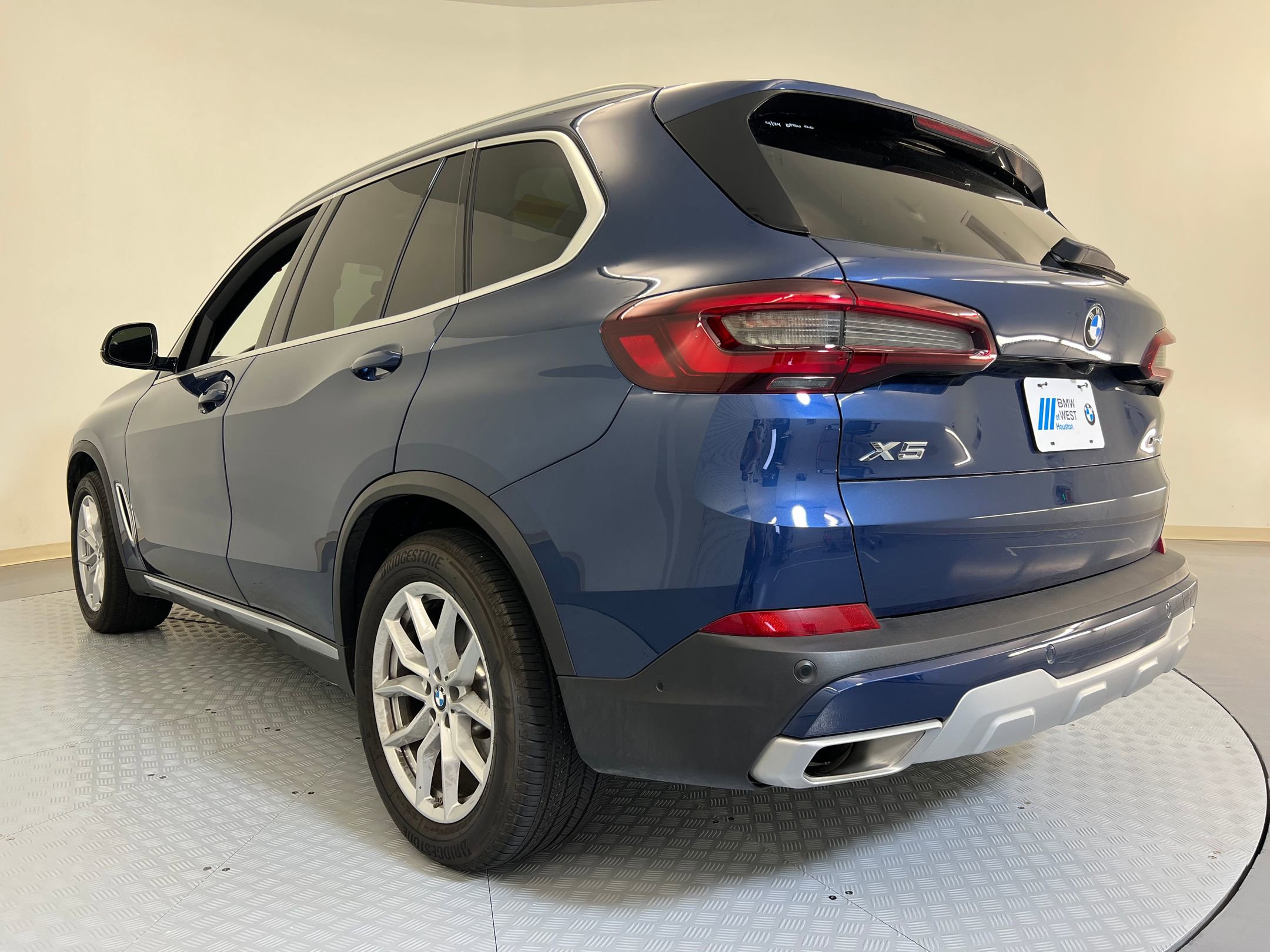 2023 Bmw X5 xDrive40i photo 3