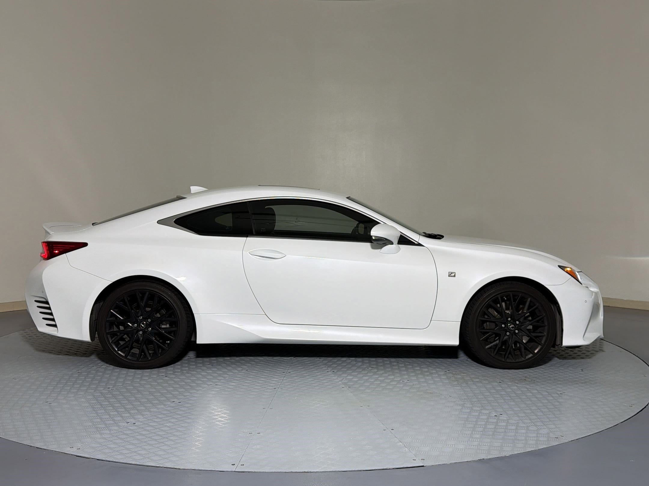 RC 200t Coupe