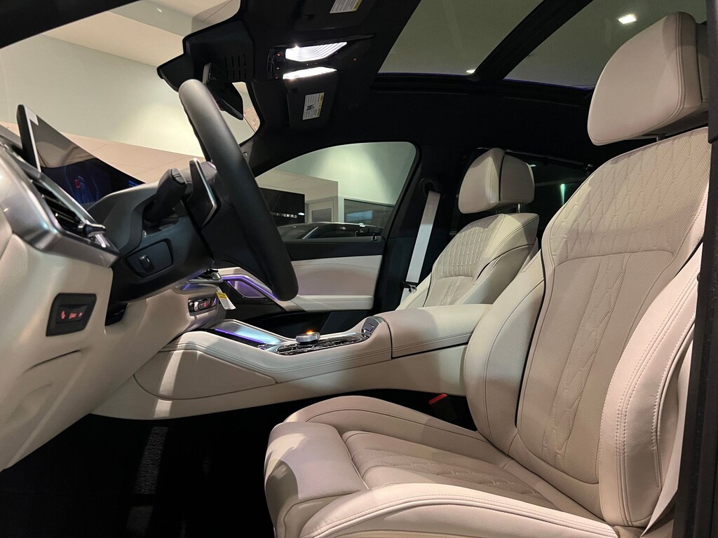 New 2026 BMW X6 M60i SUV