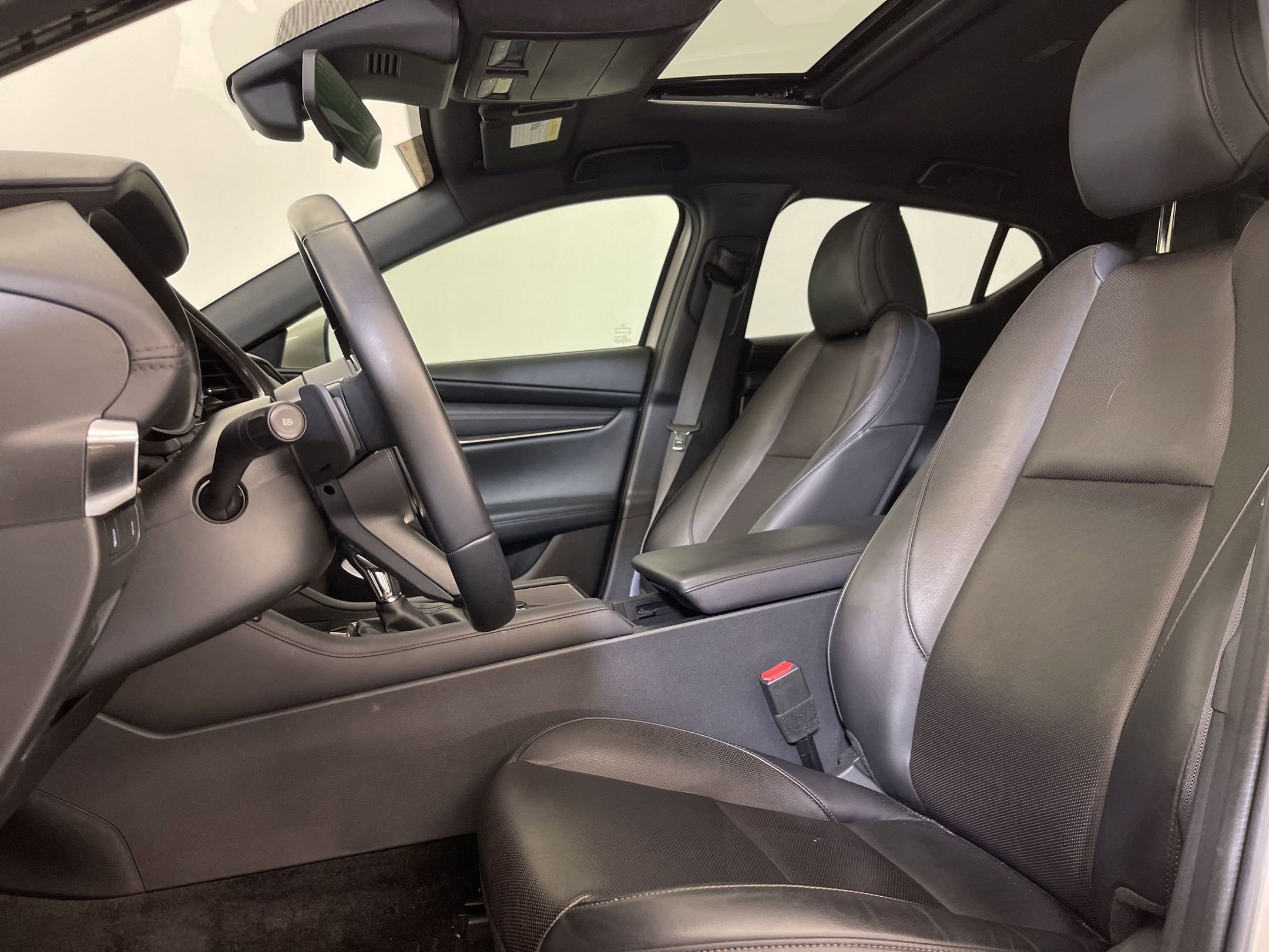 2023 Mazda Mazda3 Hatchback 2.5 s Premium photo 4