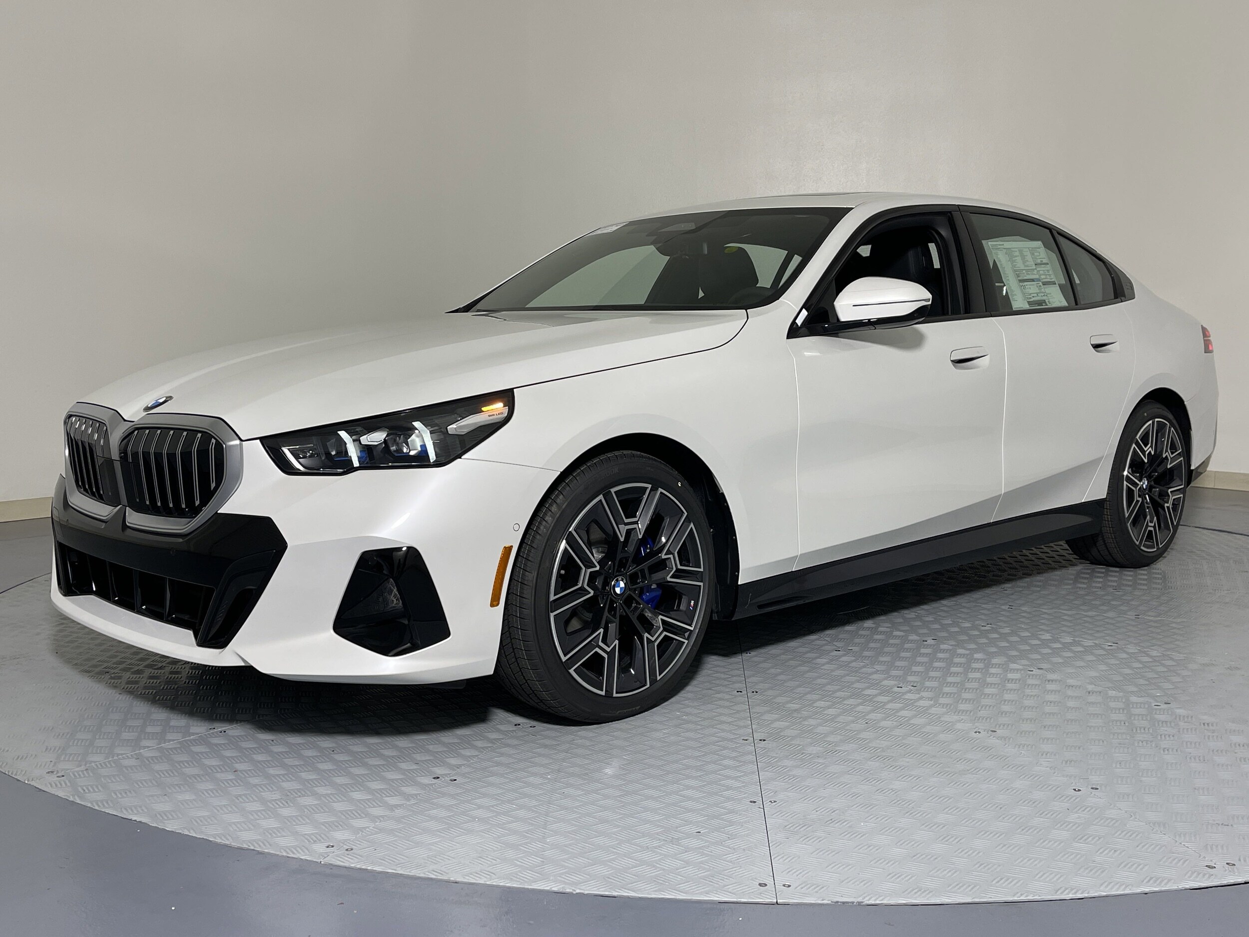 2026 Bmw 530i photo 3