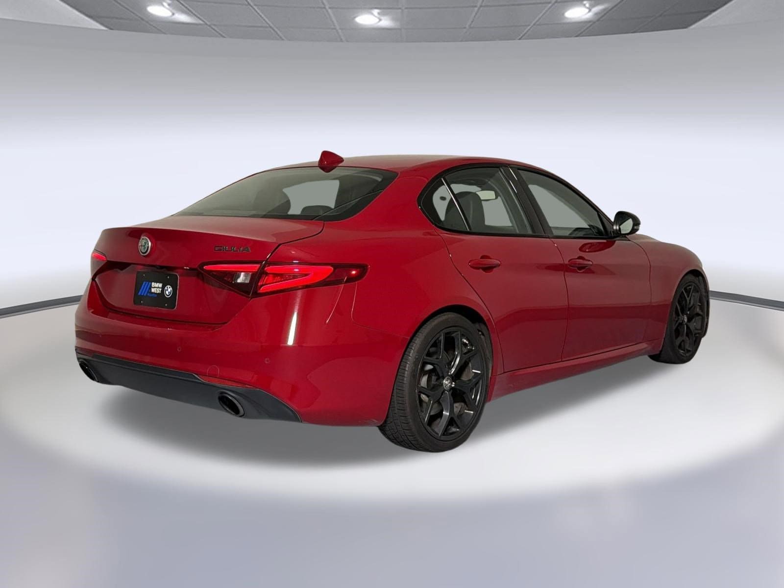2019 Alfa Romeo Giulia Sedan