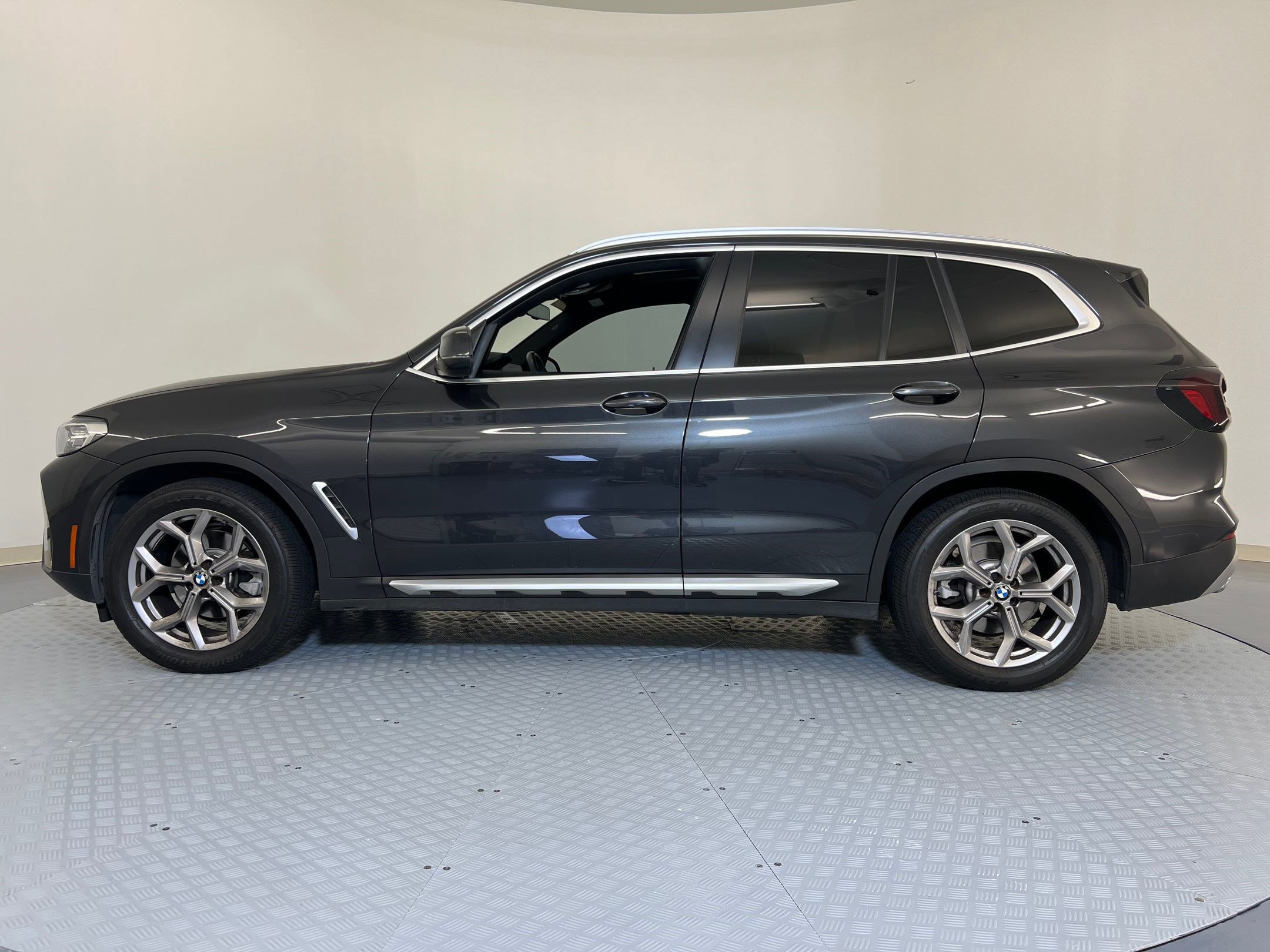 2022 Bmw X3 sDrive30i photo 2
