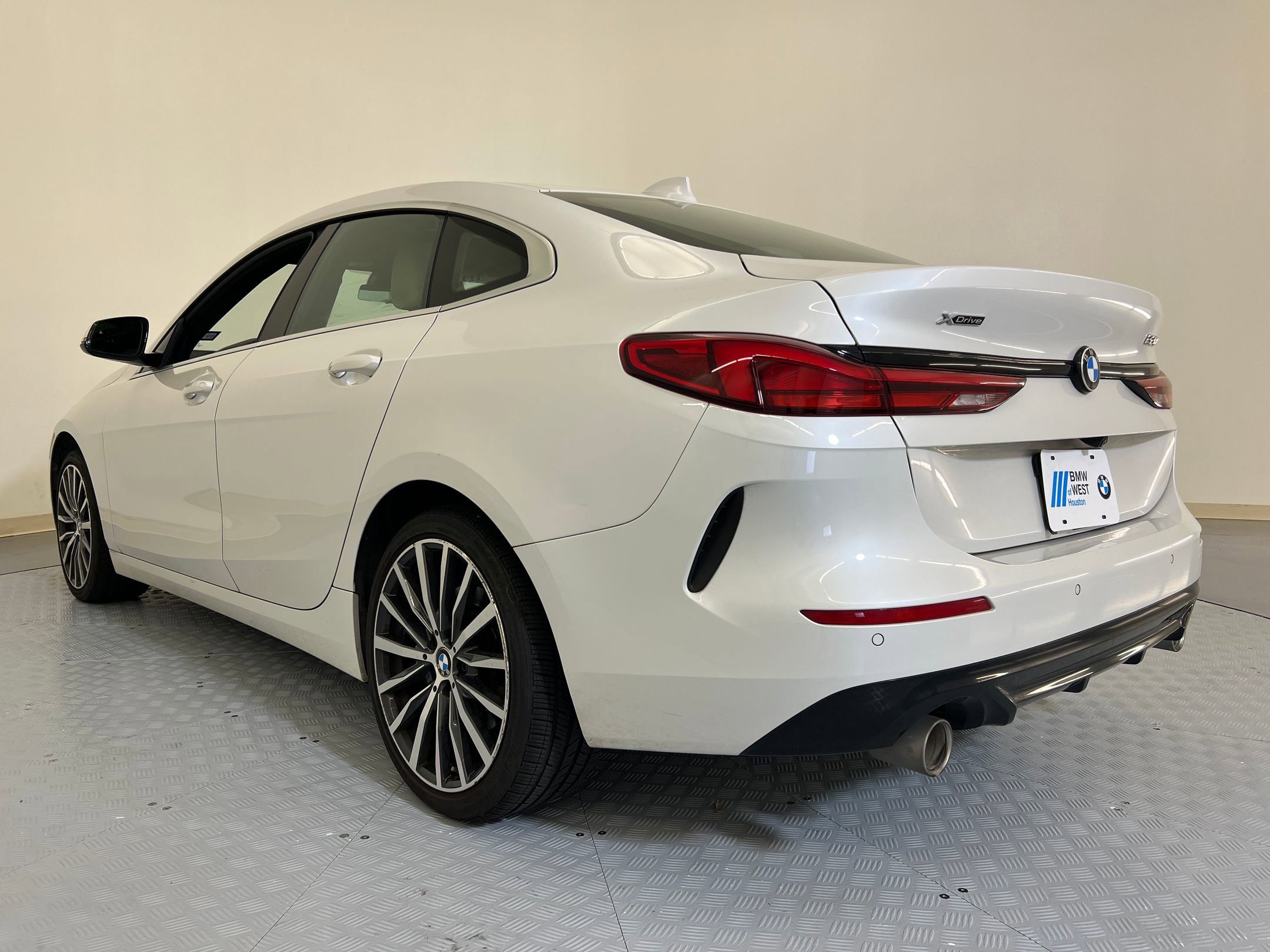 2021 Bmw 228i xDrive Gran Coupe photo 3