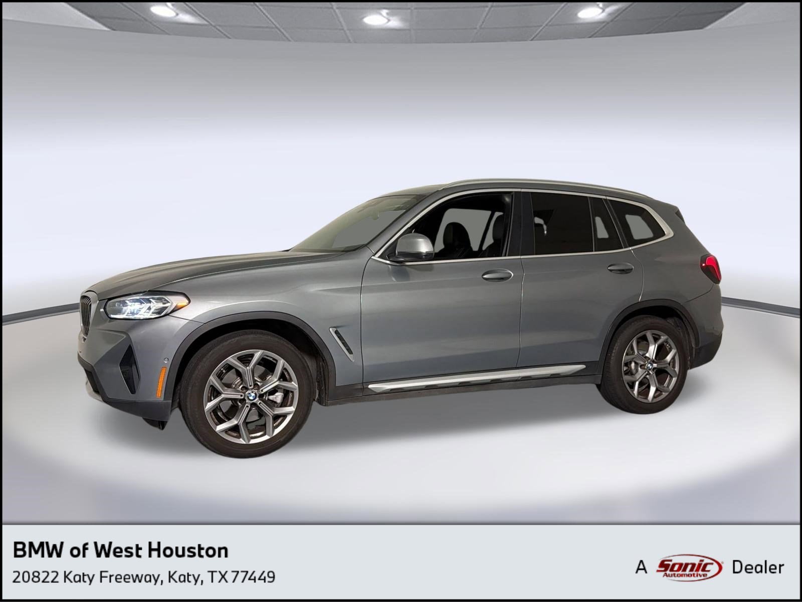2023 BMW X3 sDrive30i's photo