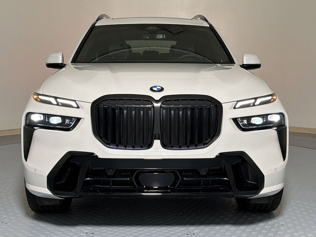 New 2026 BMW X7 xDrive40i SUV