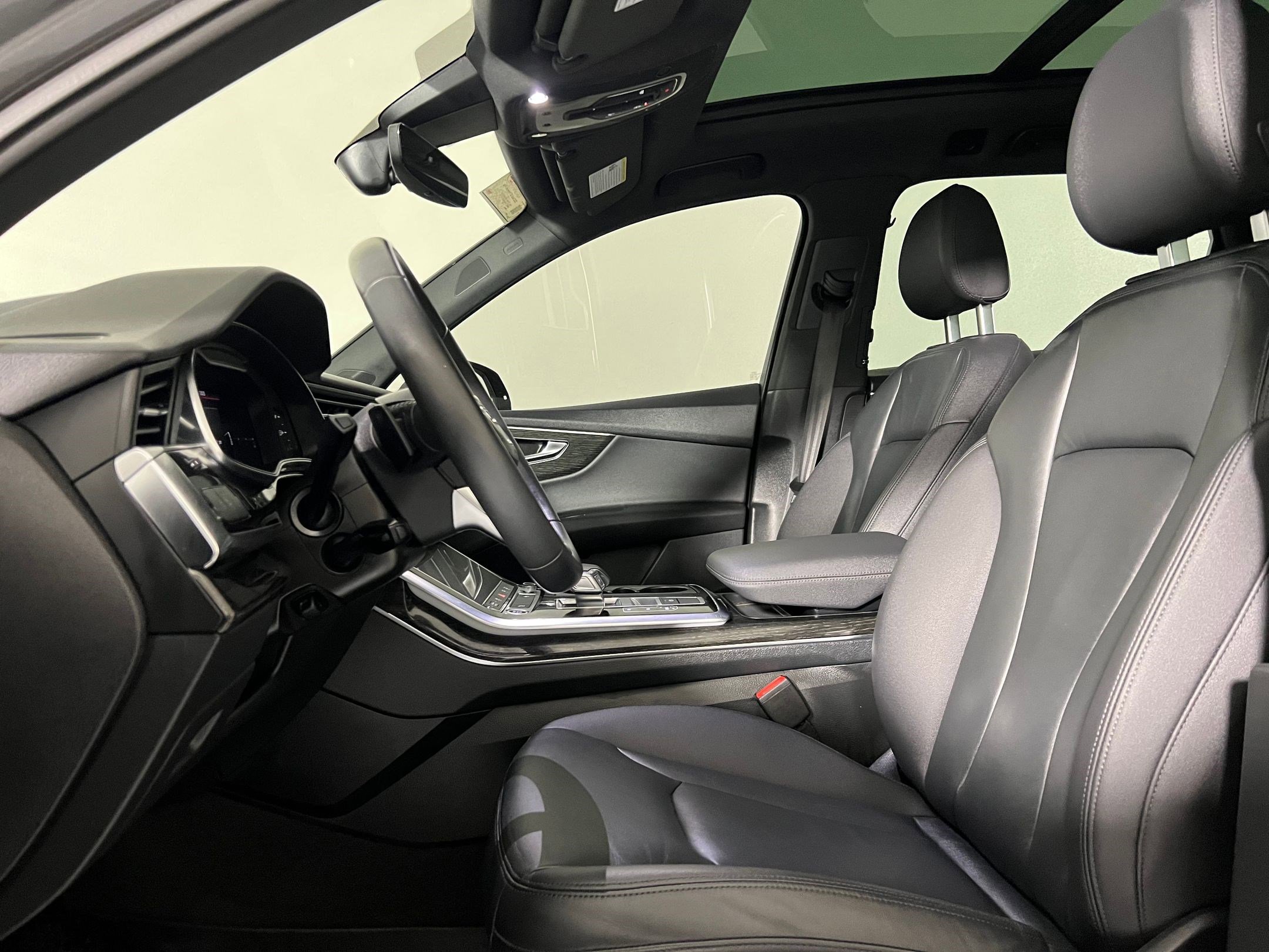 2022 Audi Q7 55 Premium Plus photo 3