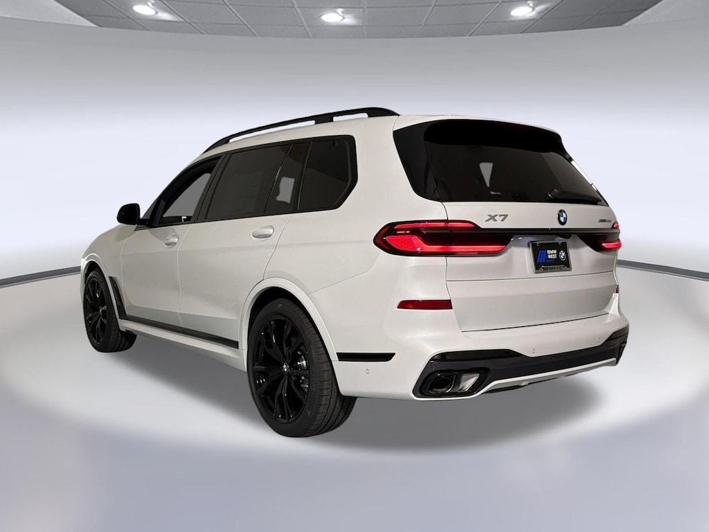 New 2027 BMW X7 xDrive40i SUV
