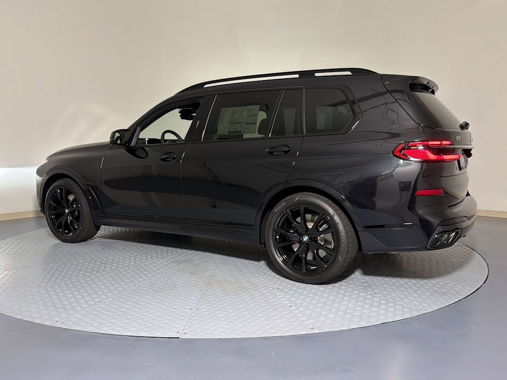 New 2027 BMW X7 M60i SUV