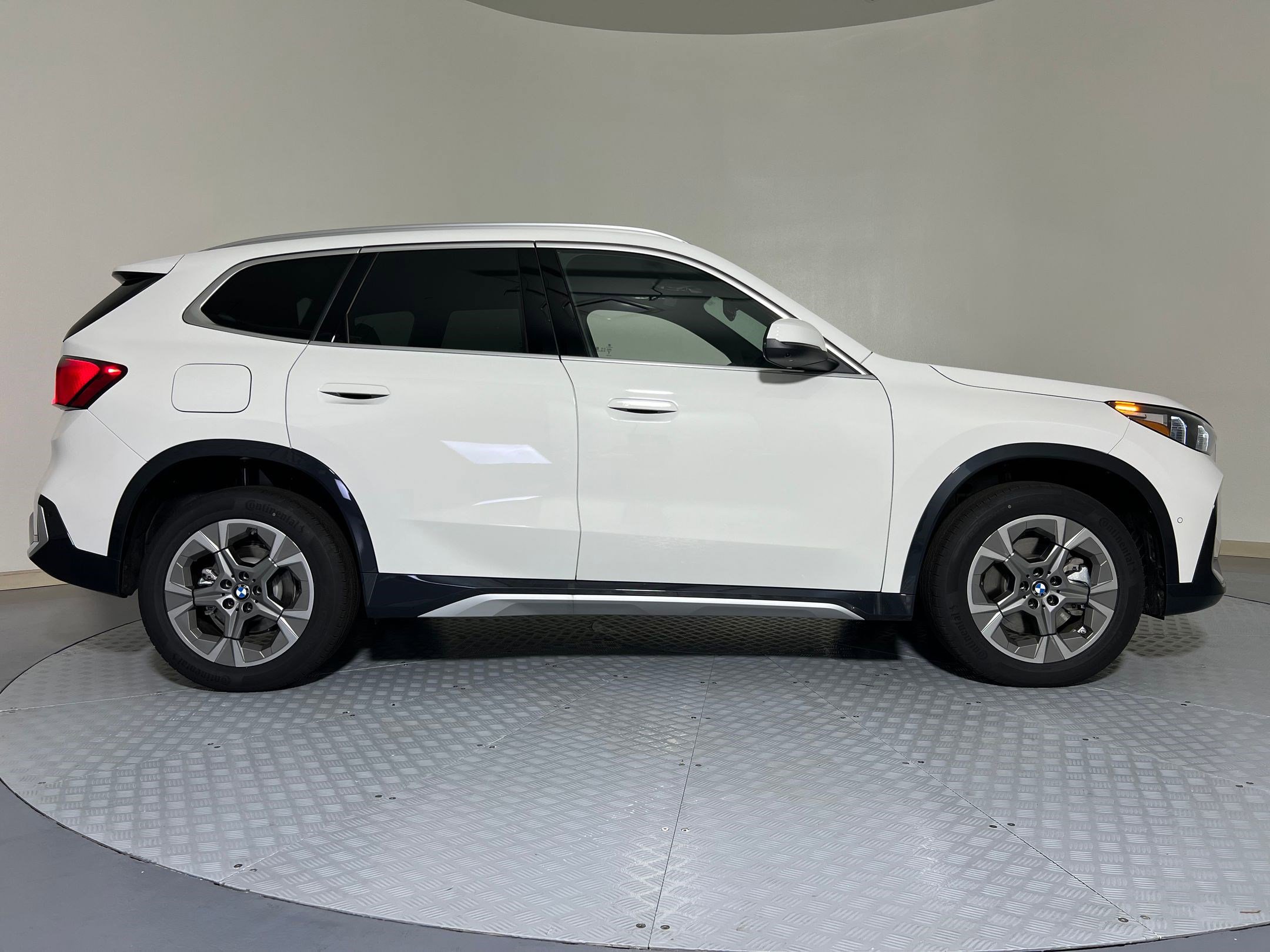 2026 BMW X1 XDrive28i - Photo 7