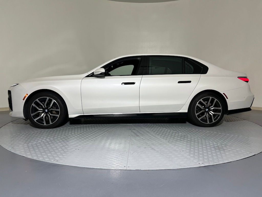 Certified 2024 BMW 740i xDrive Sedan
