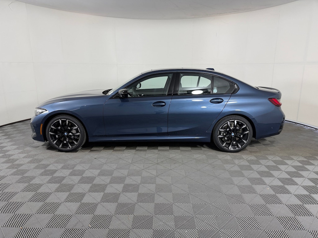 New 2026 BMW 330i Sedan