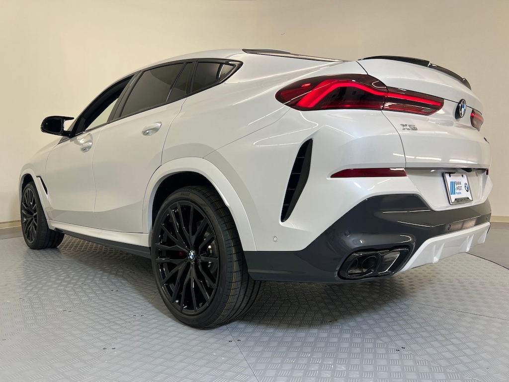 New 2026 BMW X6 M60i SUV