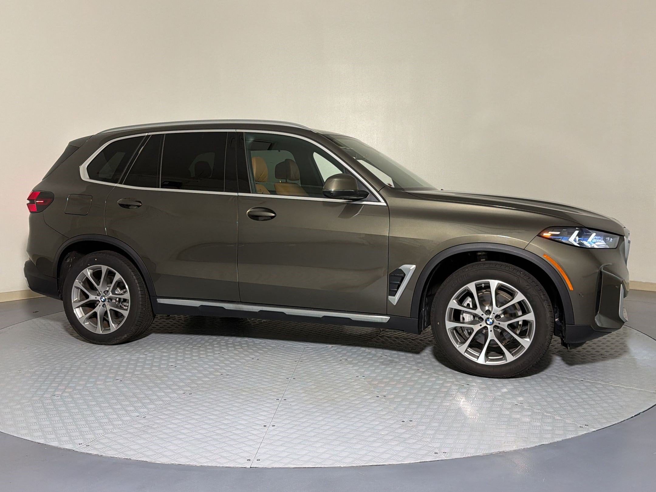 2026 BMW X5 40i - Photo 18