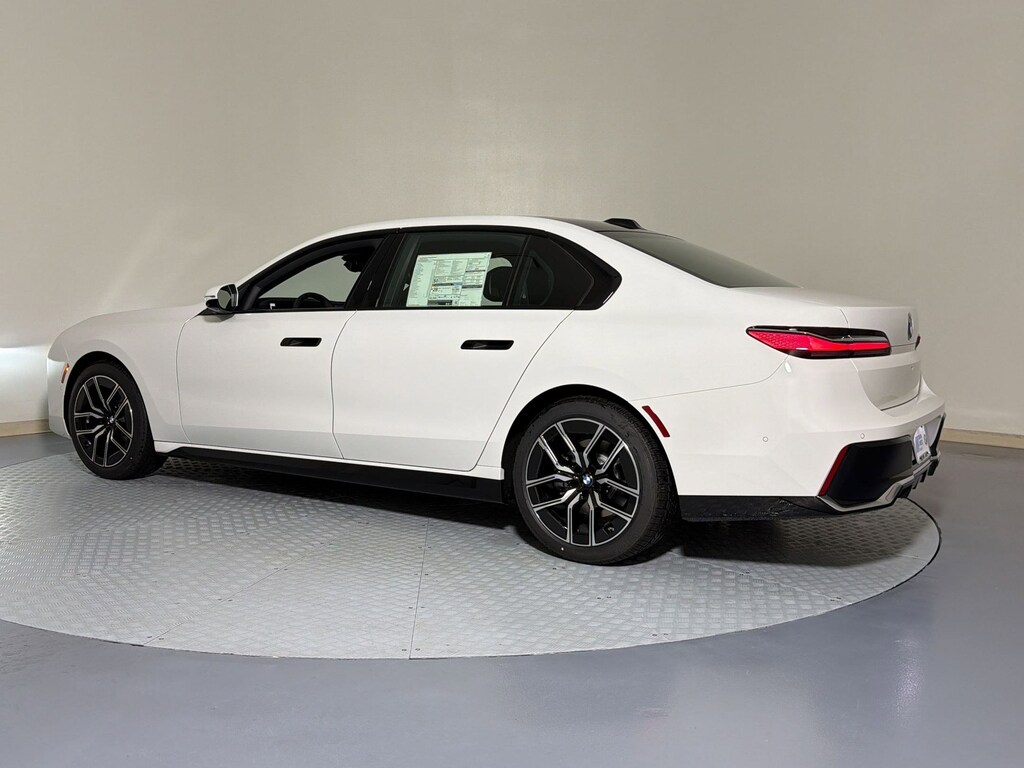 New 2026 BMW 740i Sedan