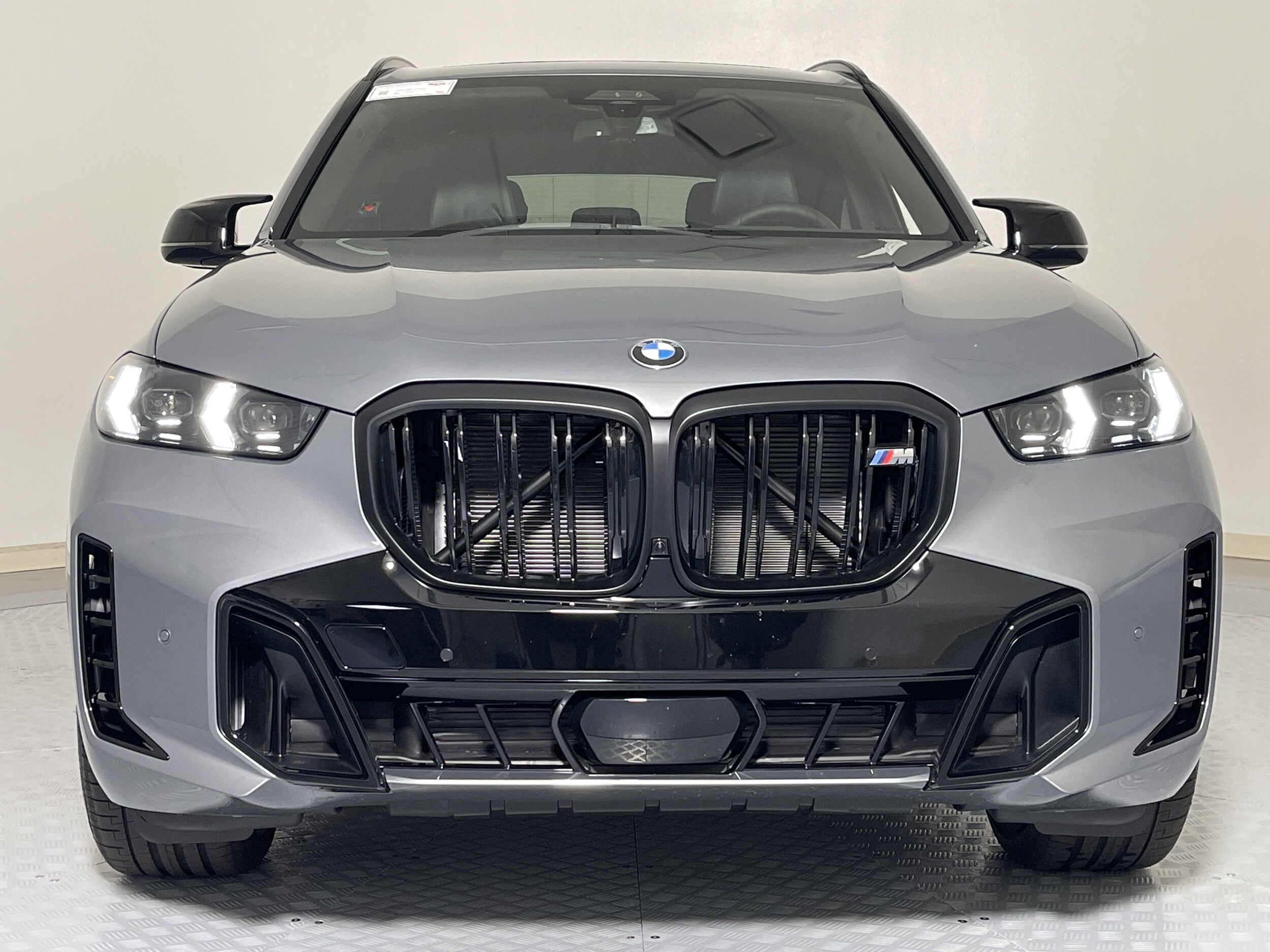 2026 Bmw X5 M60i photo 2