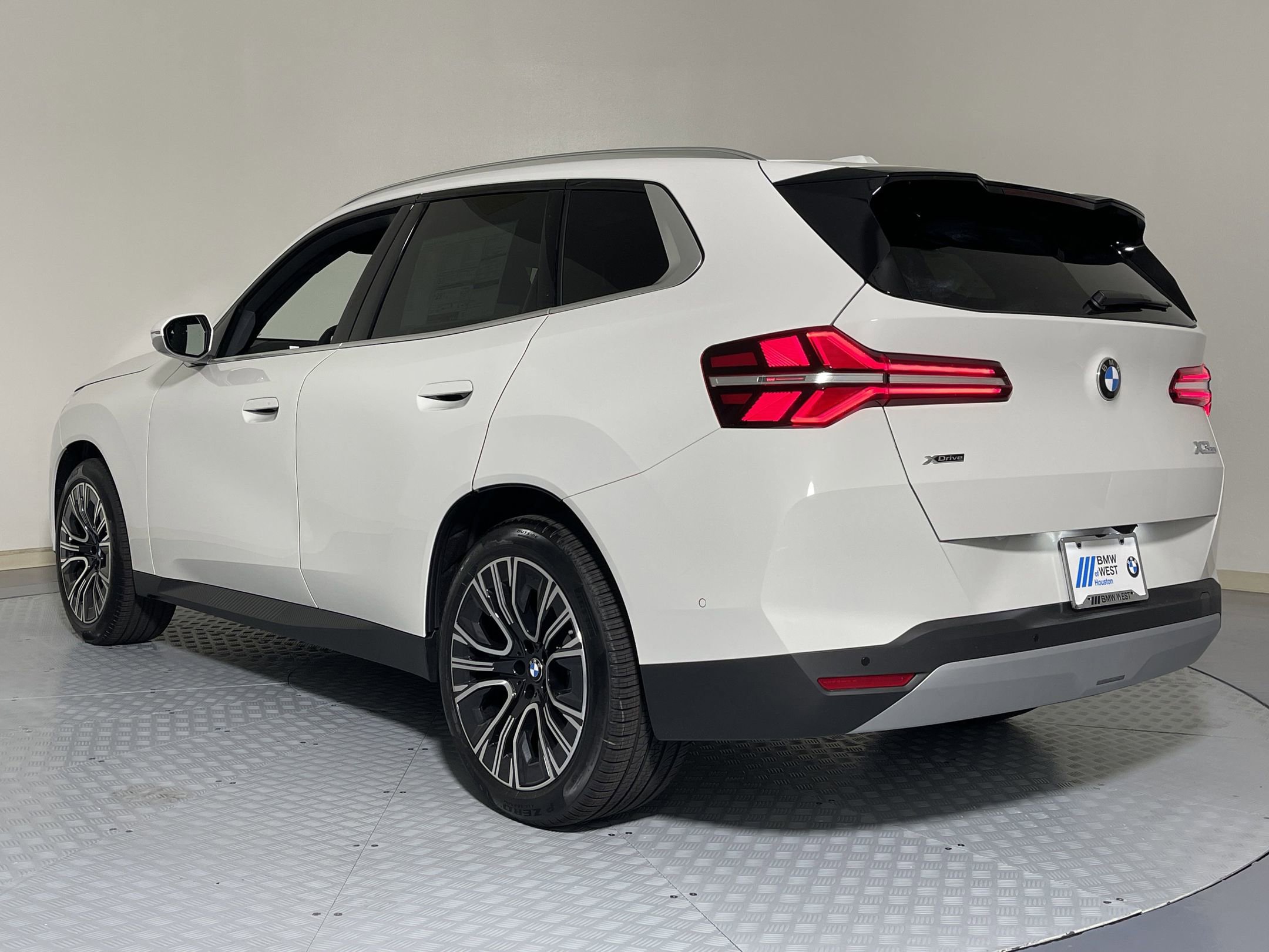 2026 Bmw X3 photo 3