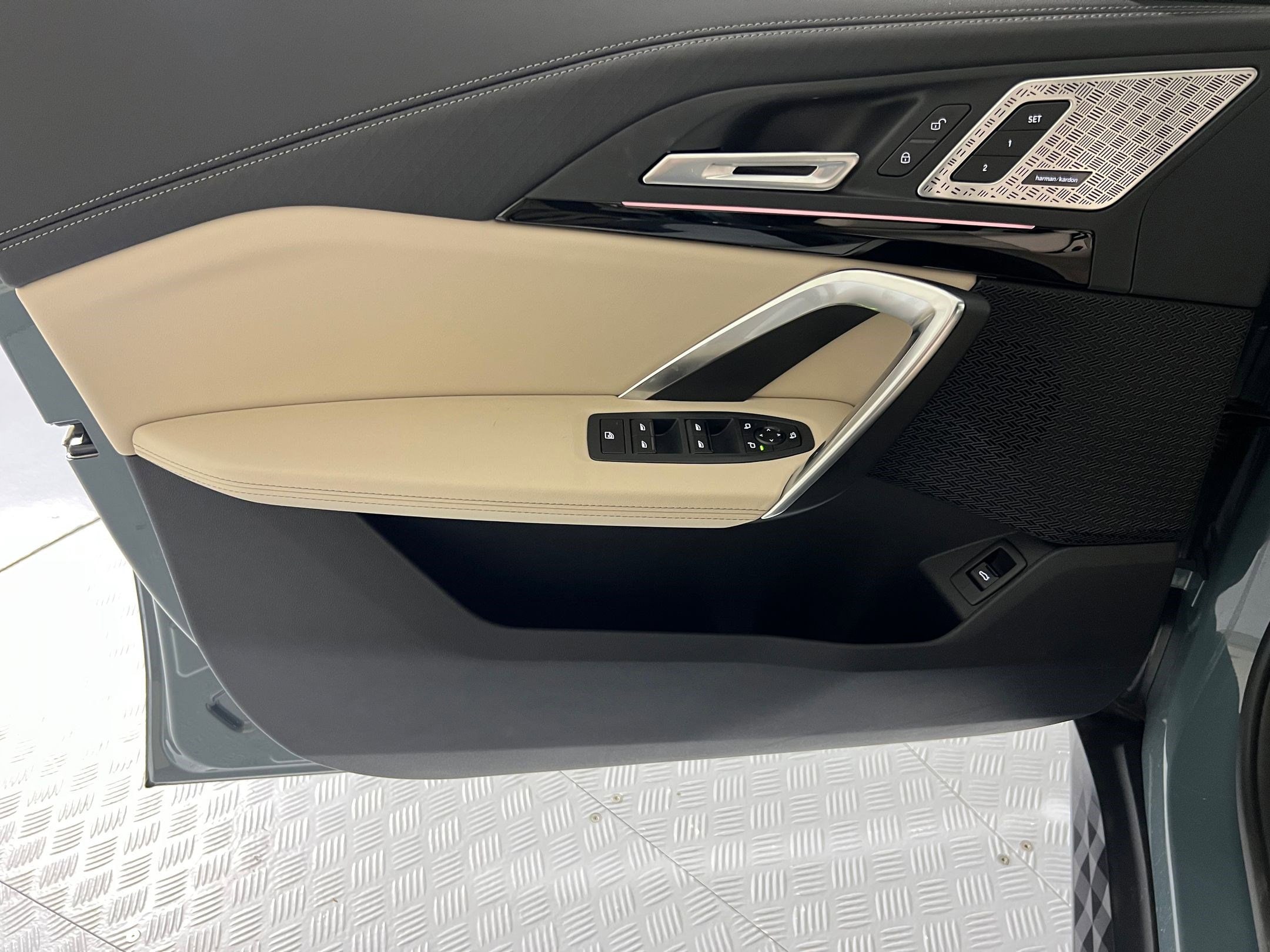 2025 BMW X2 28i - Photo 21