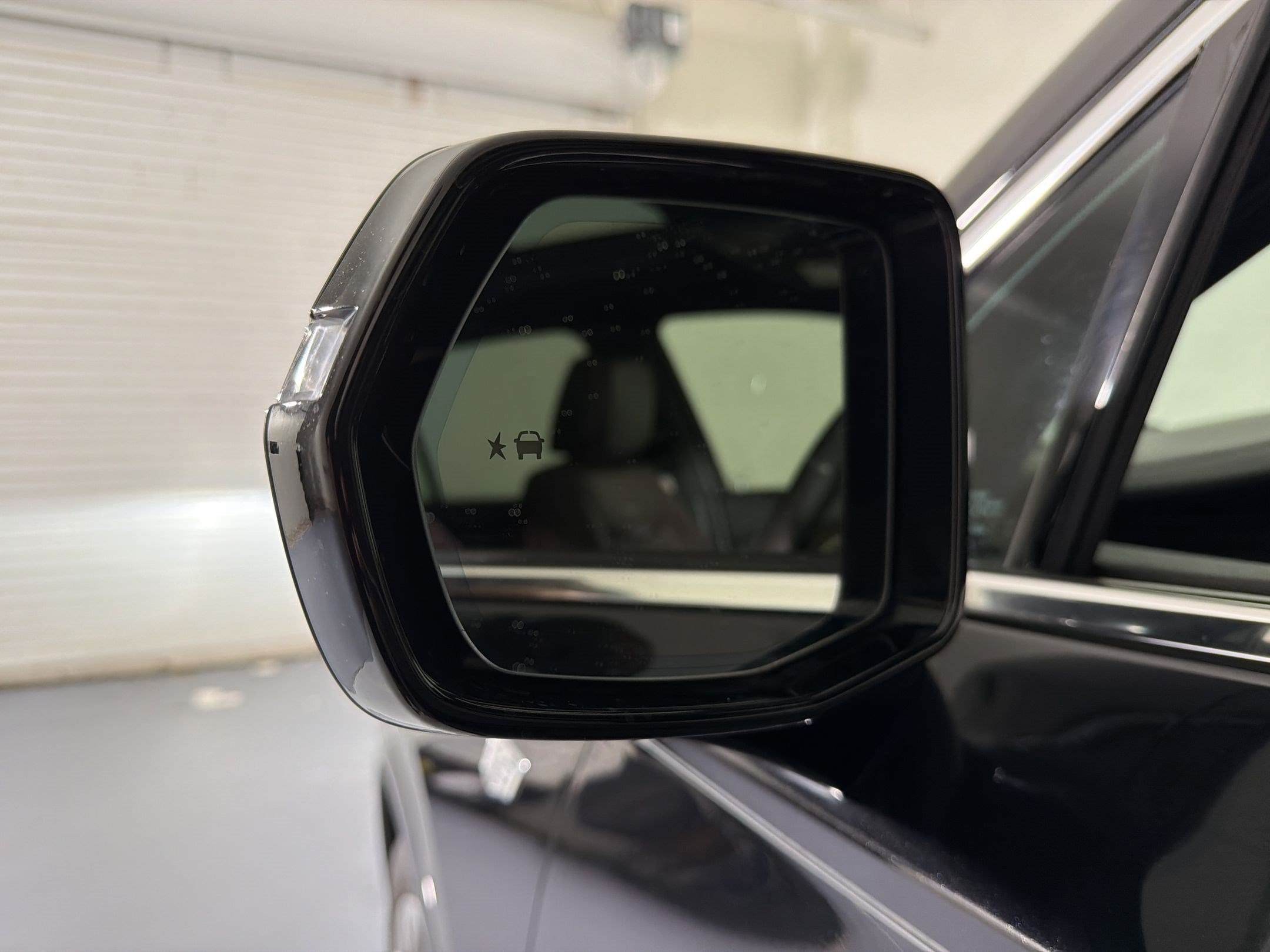 XT6 Premium Luxury SUV