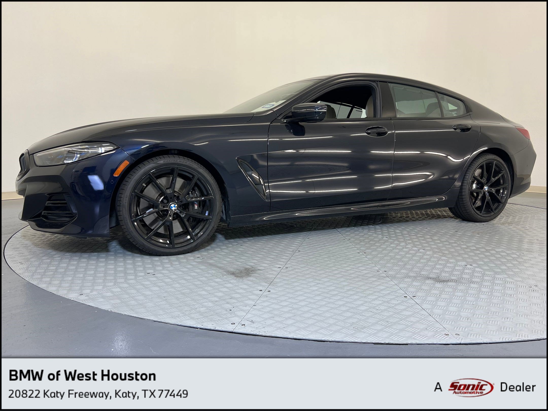 2023 BMW 8 Series 840i's photo