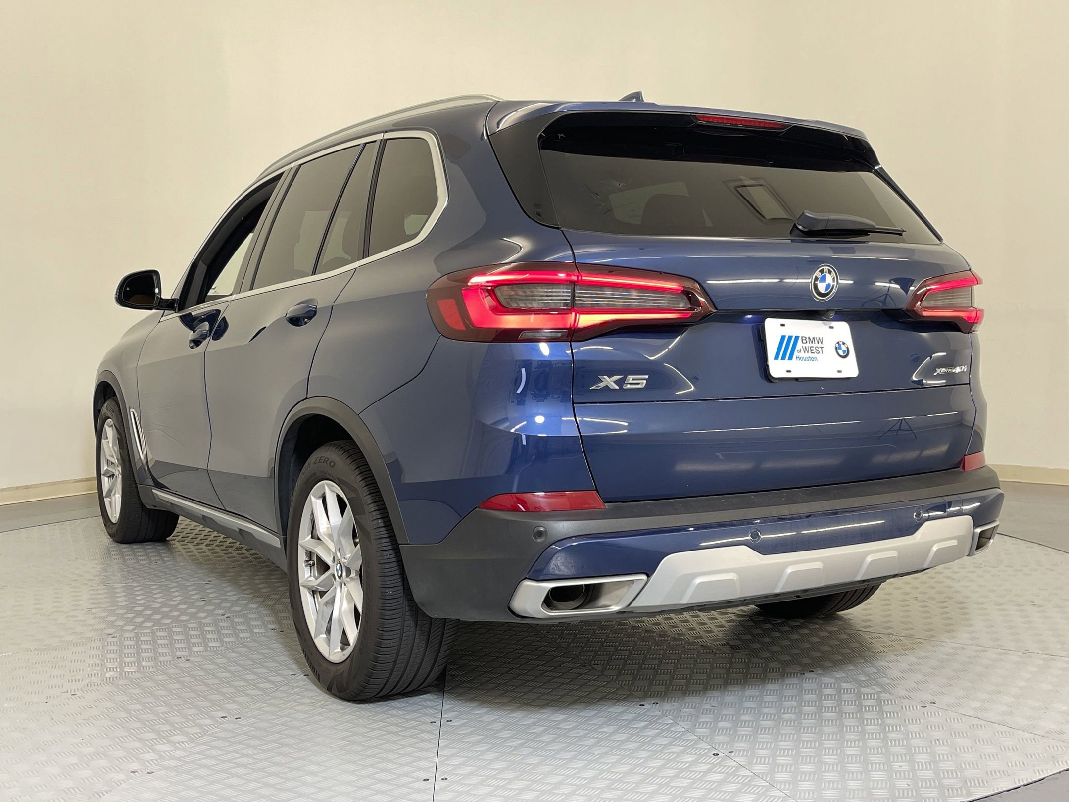 2023 Bmw X5 xDrive40i photo 3