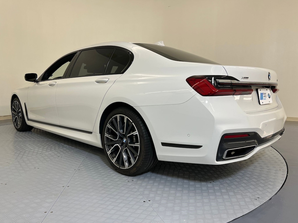 Used 2022 BMW 750i xDrive Sedan