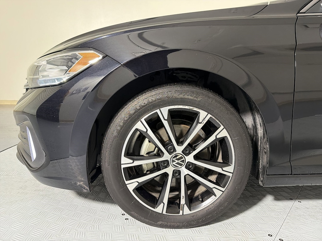 Used 2024 Volkswagen Jetta 1.5T Sport Sedan