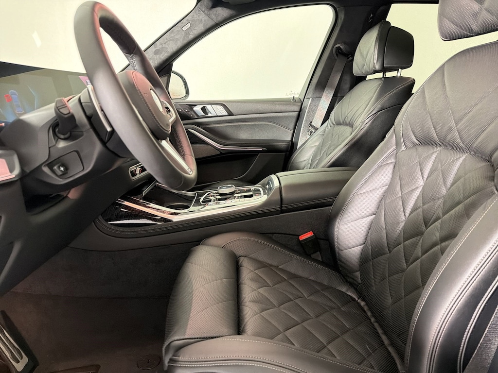 New 2026 BMW X7 xDrive40i SUV