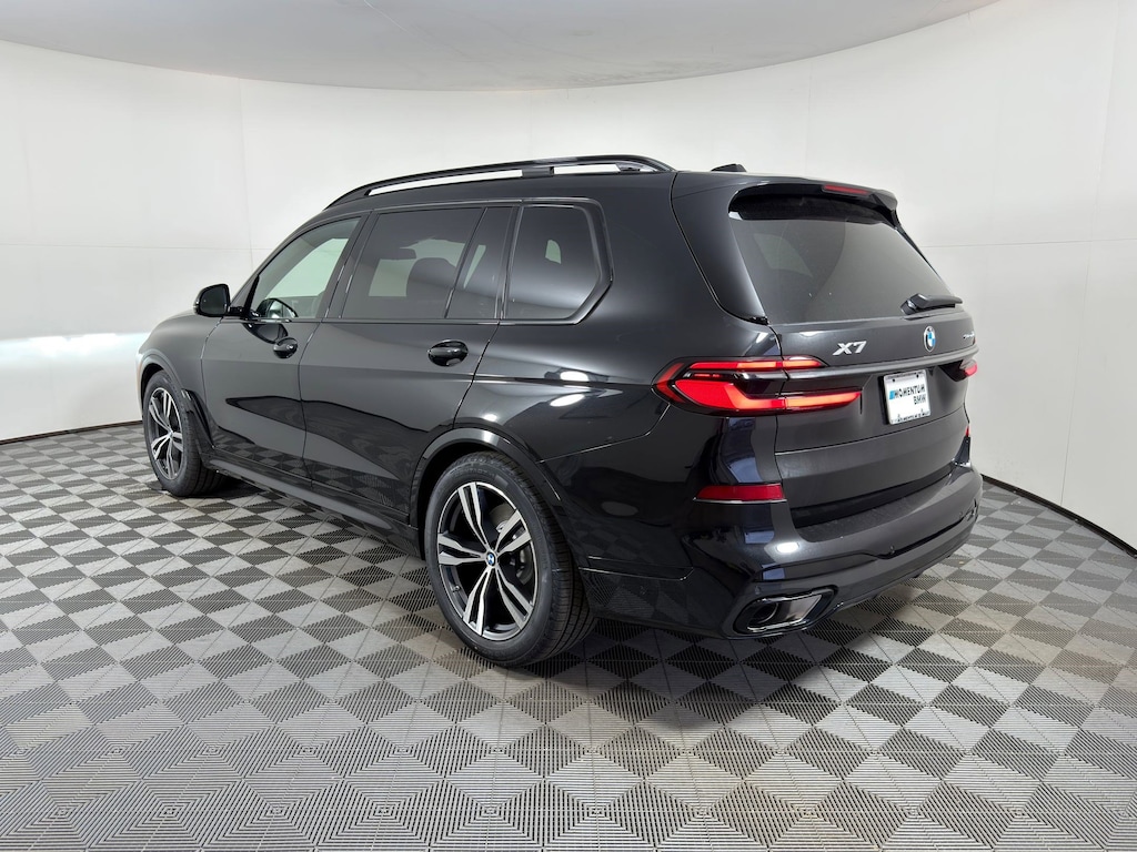 New 2026 BMW X7 xDrive40i SUV