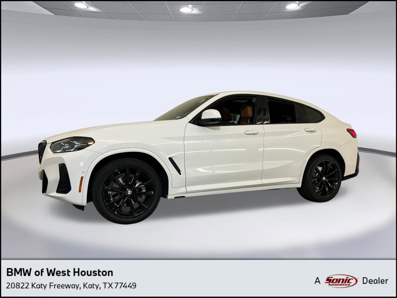 2023 BMW X4 30i's photo