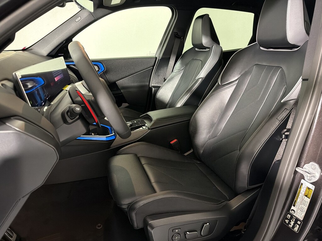 New 2027 BMW X6 xDrive40i SUV
