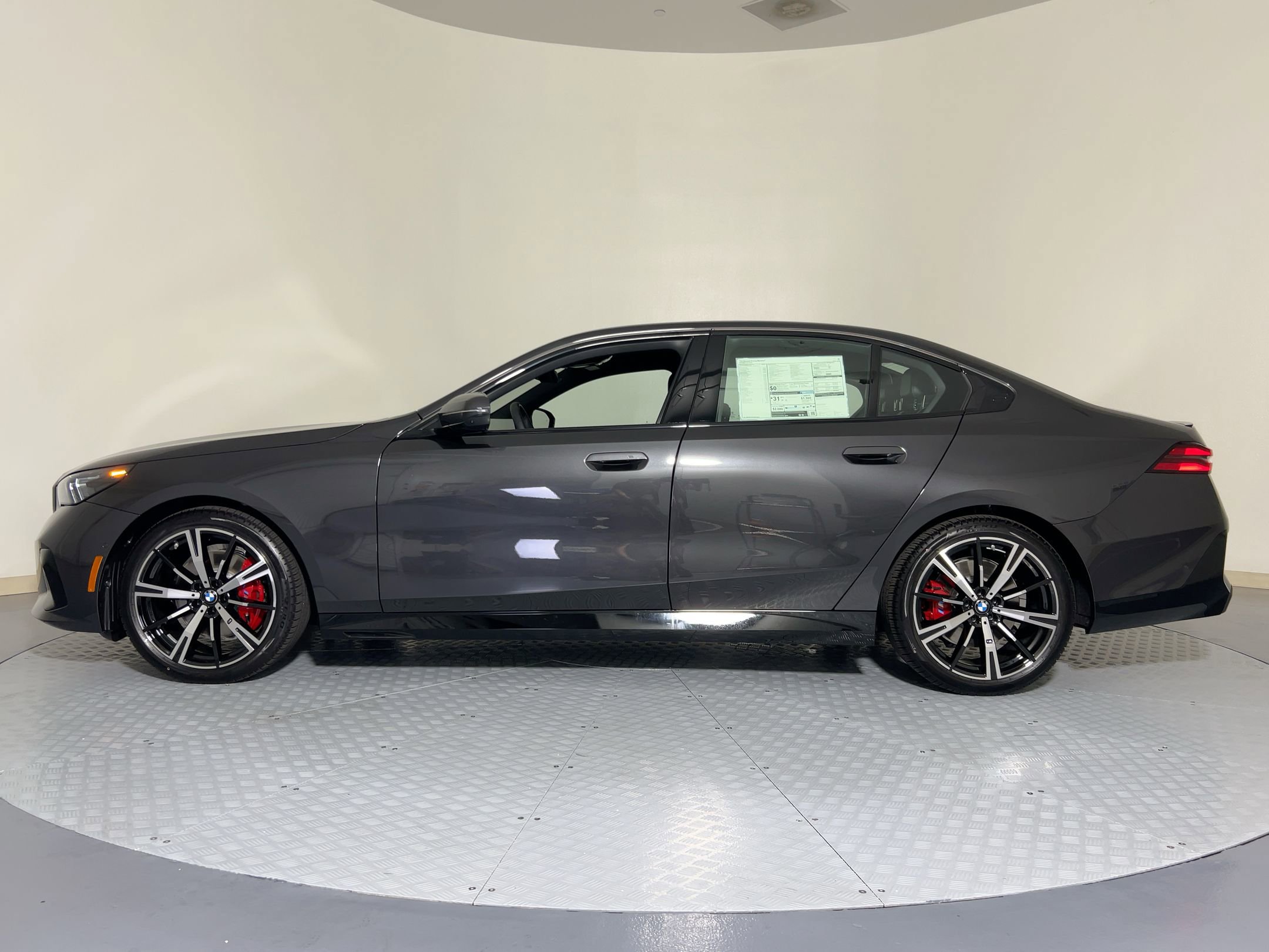 2026 Bmw 530i photo 2