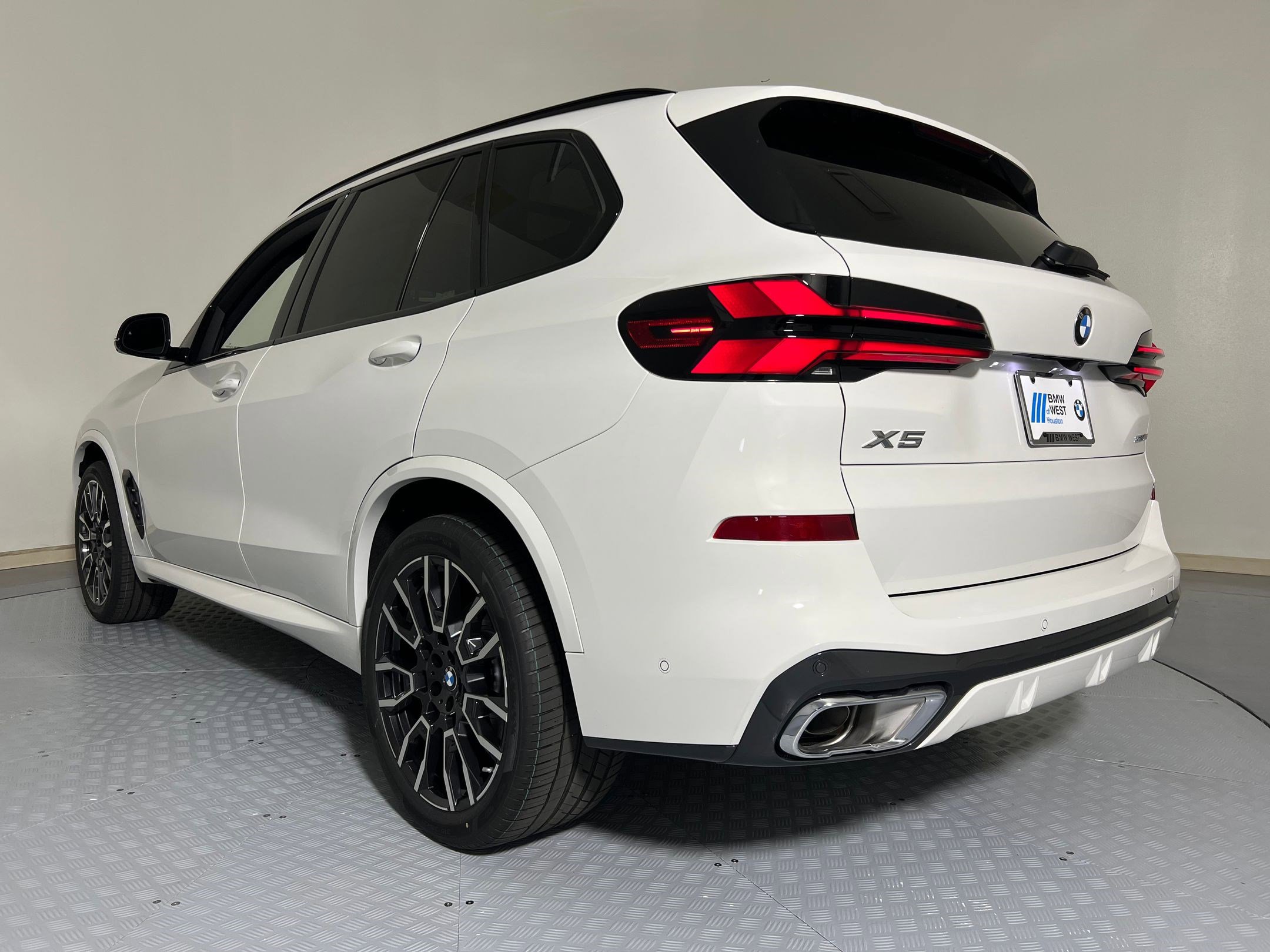 2026 Bmw X5 sDrive40i photo 3