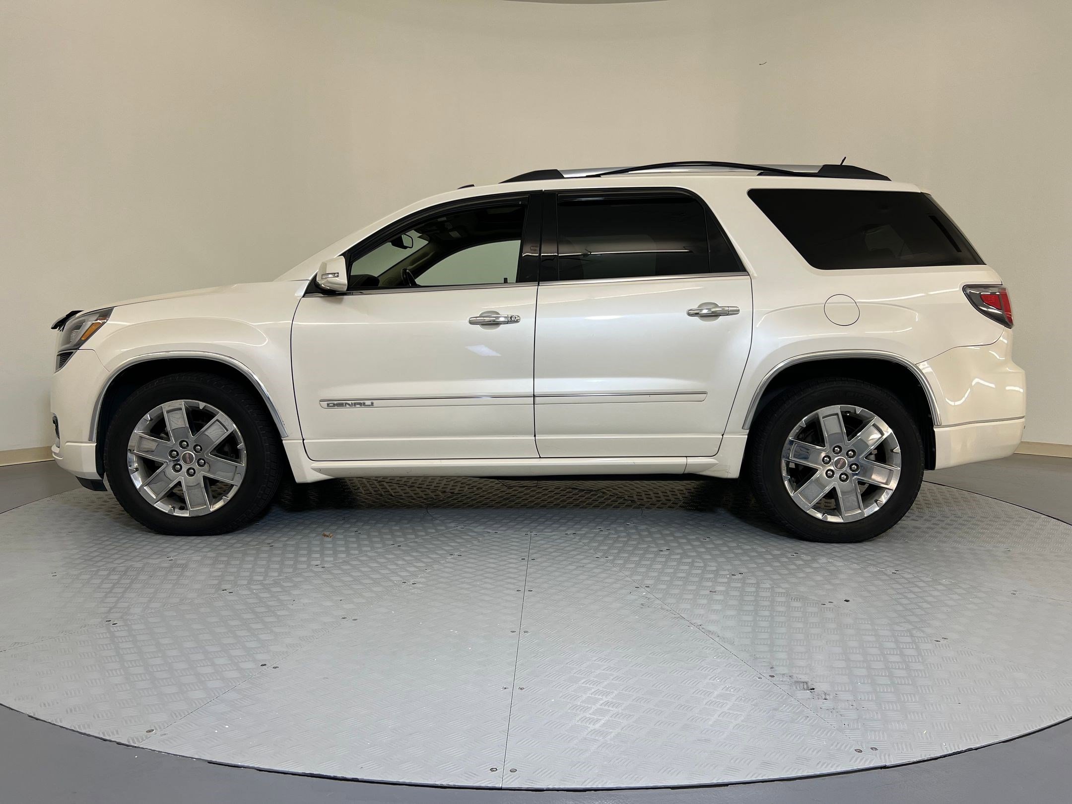 Used 2014 GMC Acadia Denali with VIN 1GKKVTKD1EJ291383 for sale in Katy, TX