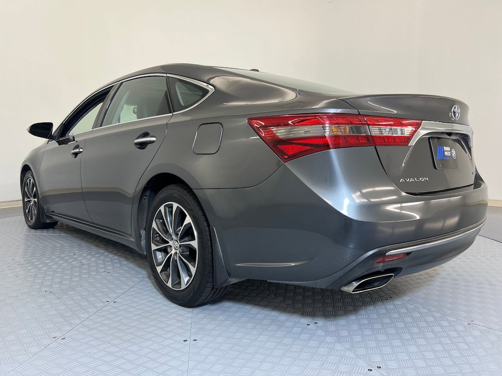 Used 2016 Toyota Avalon XLE Sedan