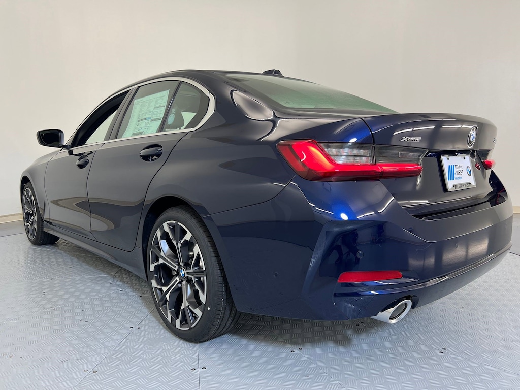 New 2026 BMW 330i xDrive Sedan