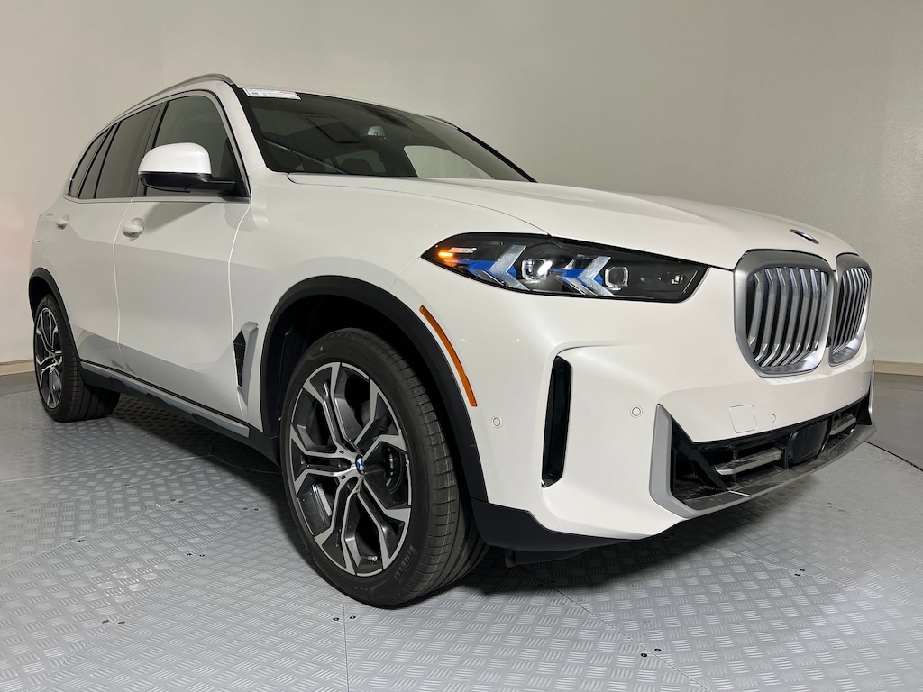 New 2026 BMW X5 sDrive40i SUV