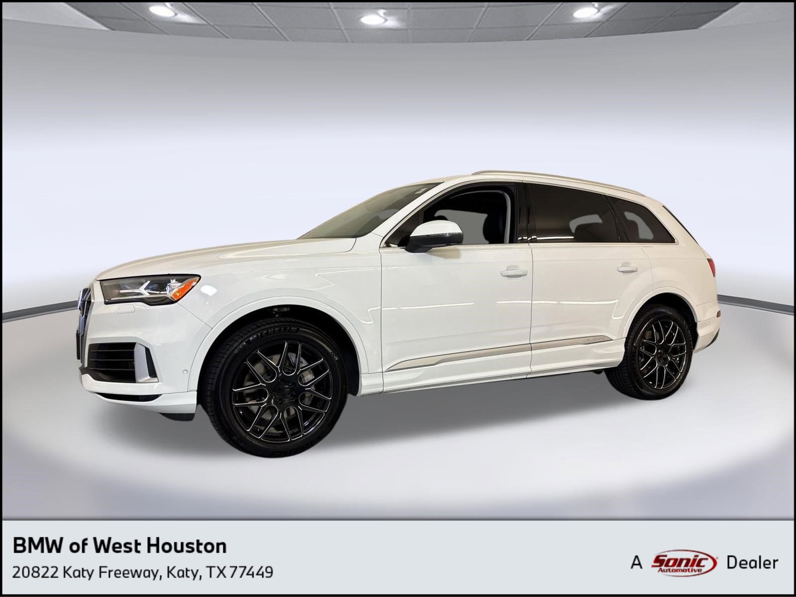 2023 Audi Q7 55 Premium Plus quattro Tiptronic's photo