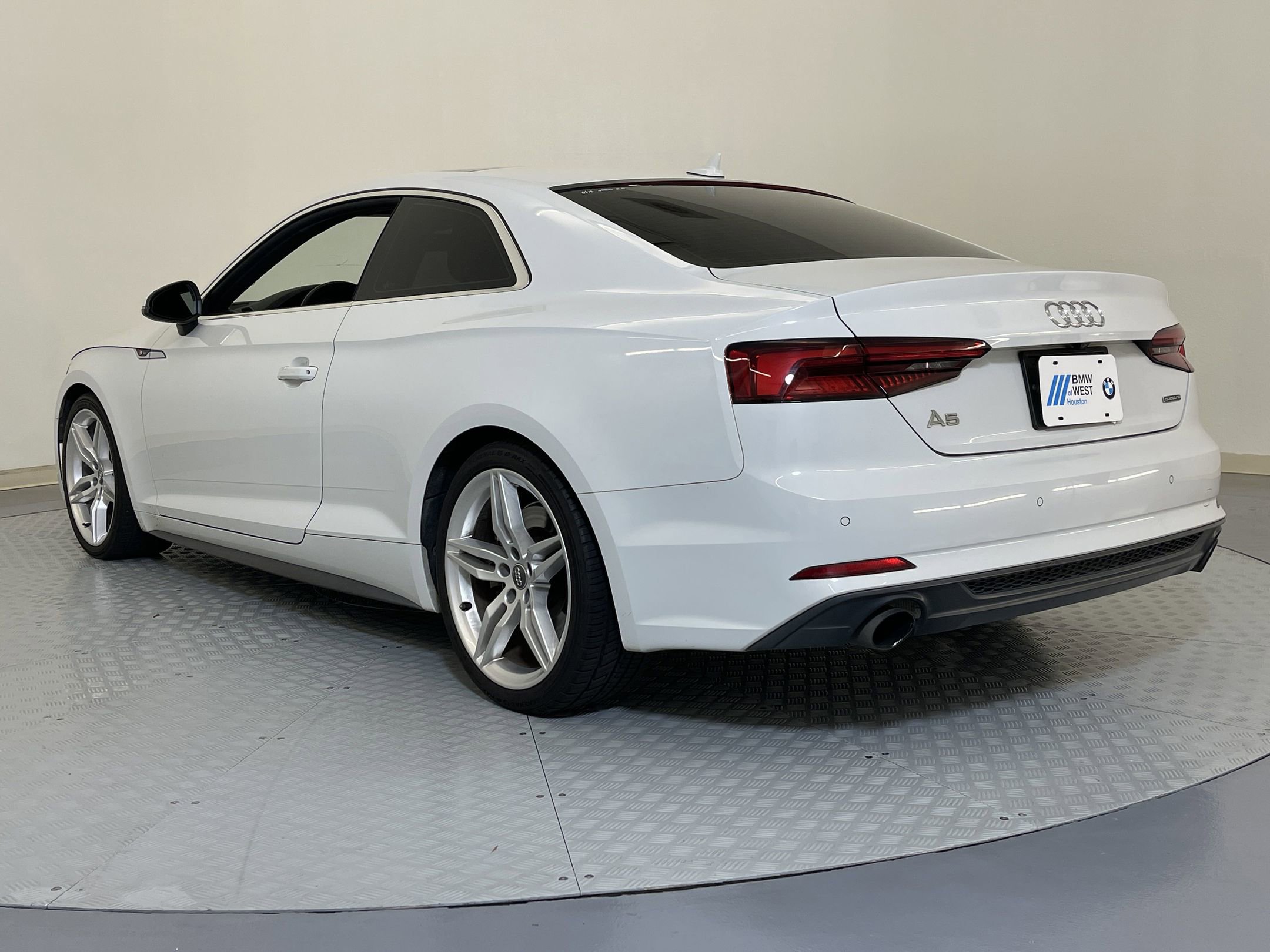 2019 Audi A5 2.0T Premium Plus photo 3
