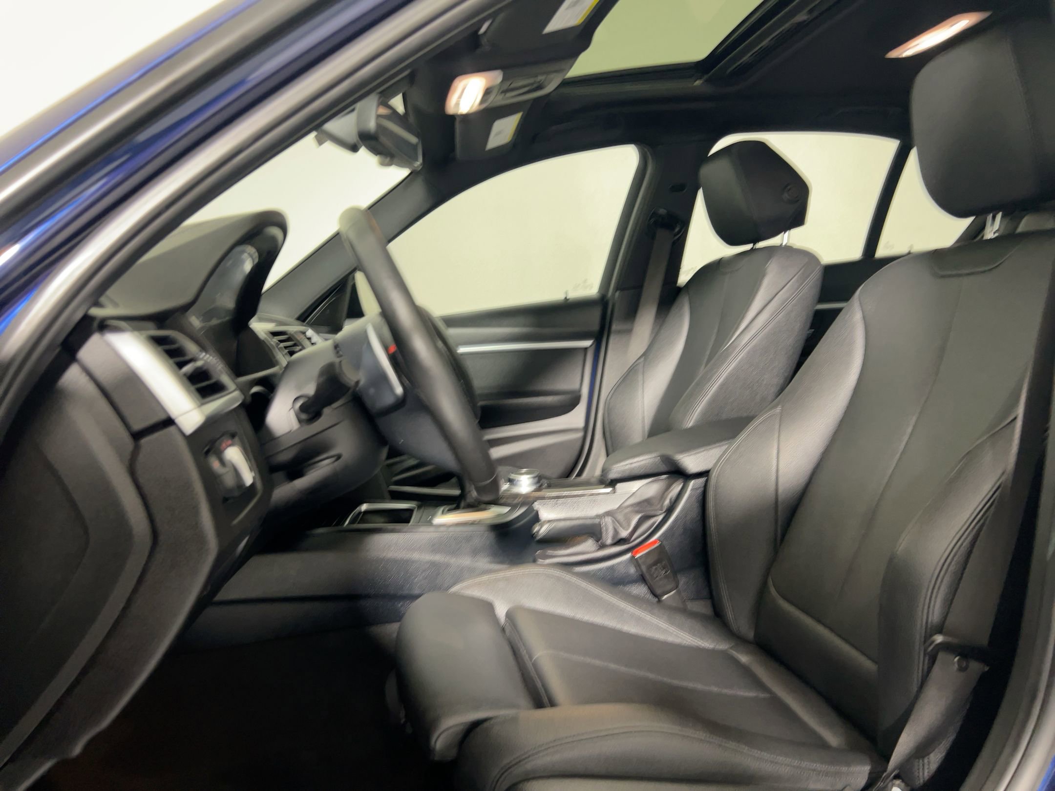 2018 Bmw 330i Sedan photo 4