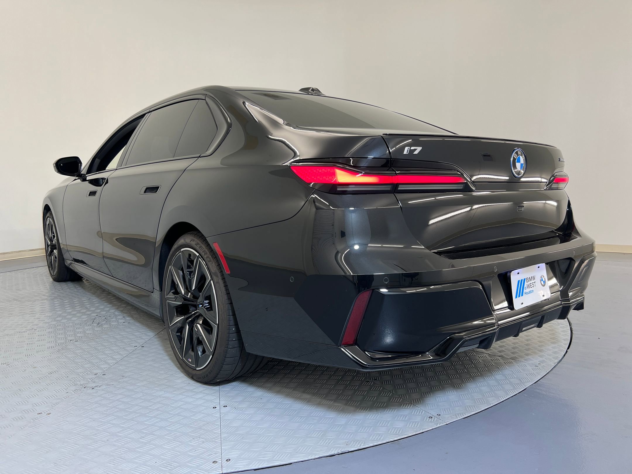 2023 Bmw i7 xDrive60 photo 3