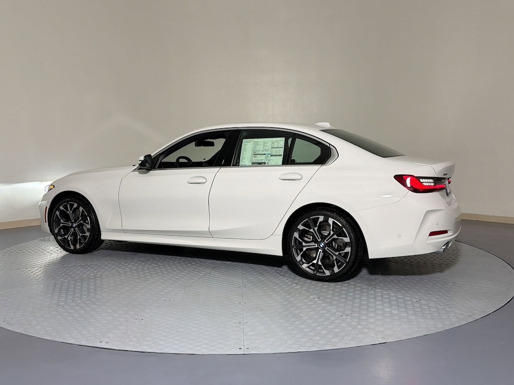 New 2026 BMW 330i xDrive Sedan