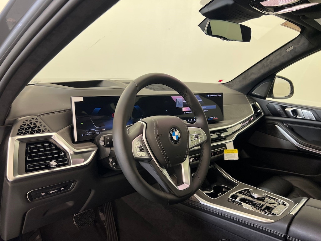New 2026 BMW X7 xDrive40i SUV