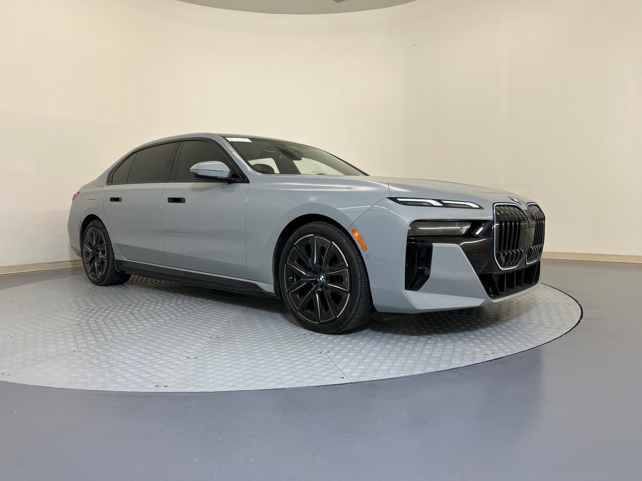 2025 Bmw i7 xDrive60 photo 4