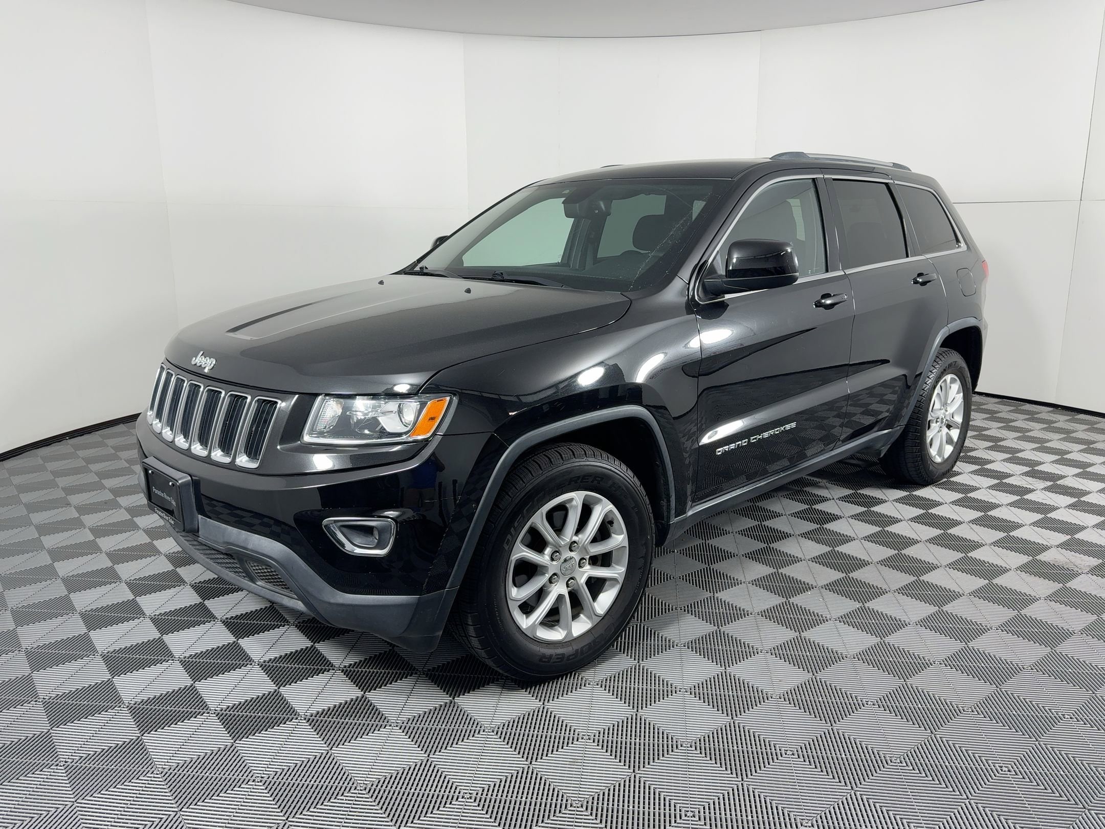 2015 Jeep Grand Cherokee Laredo E's photo