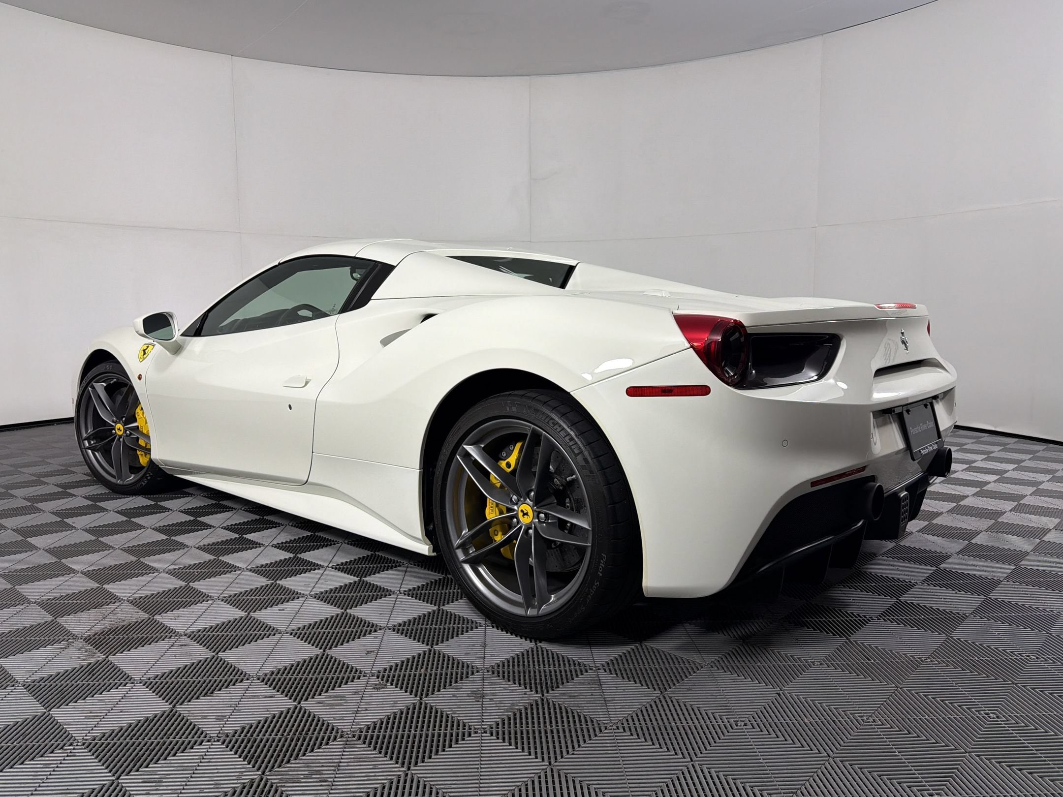 488 Spider Convertible Convertible