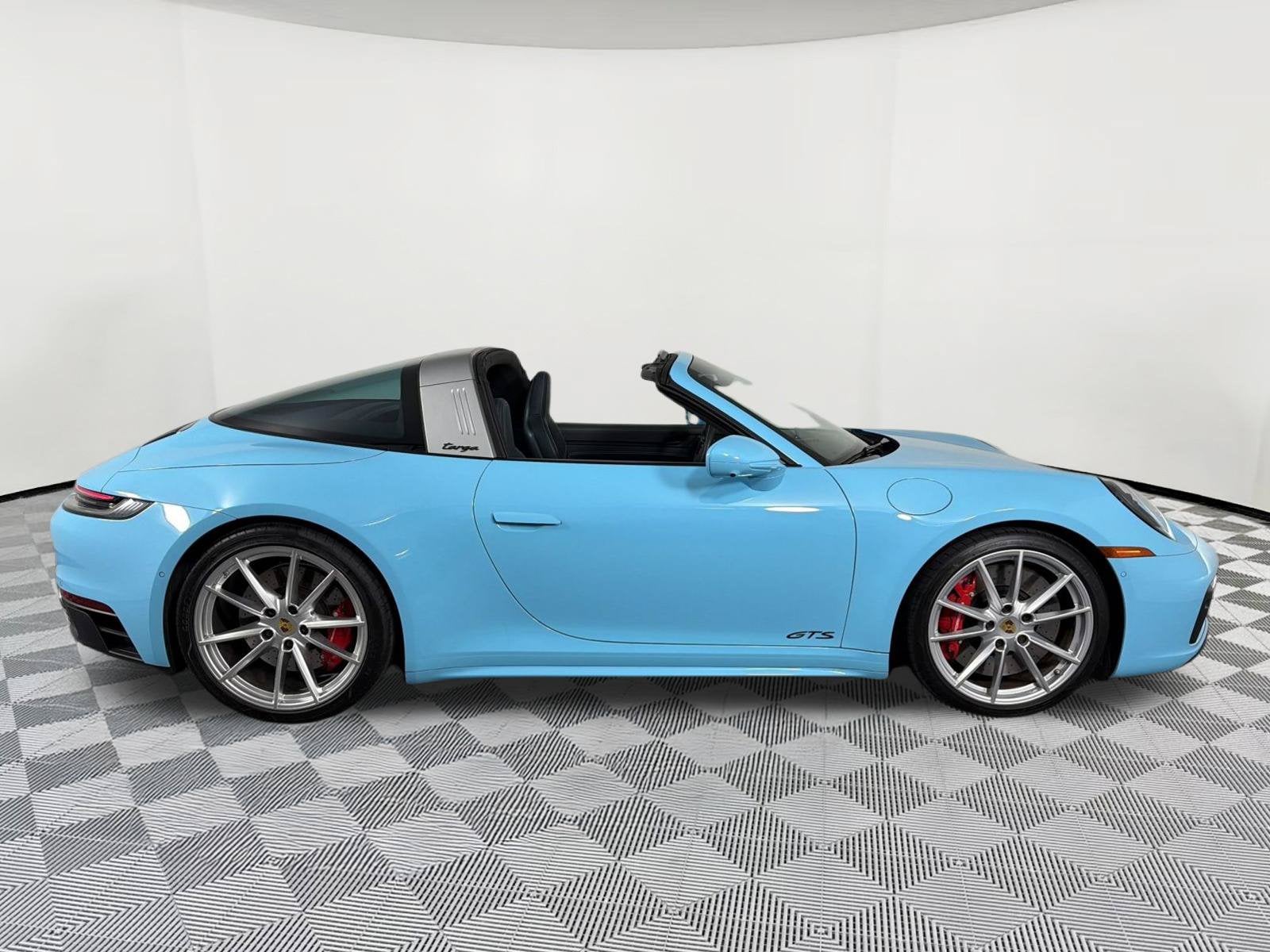 911 Targa 4 GTS Coupe