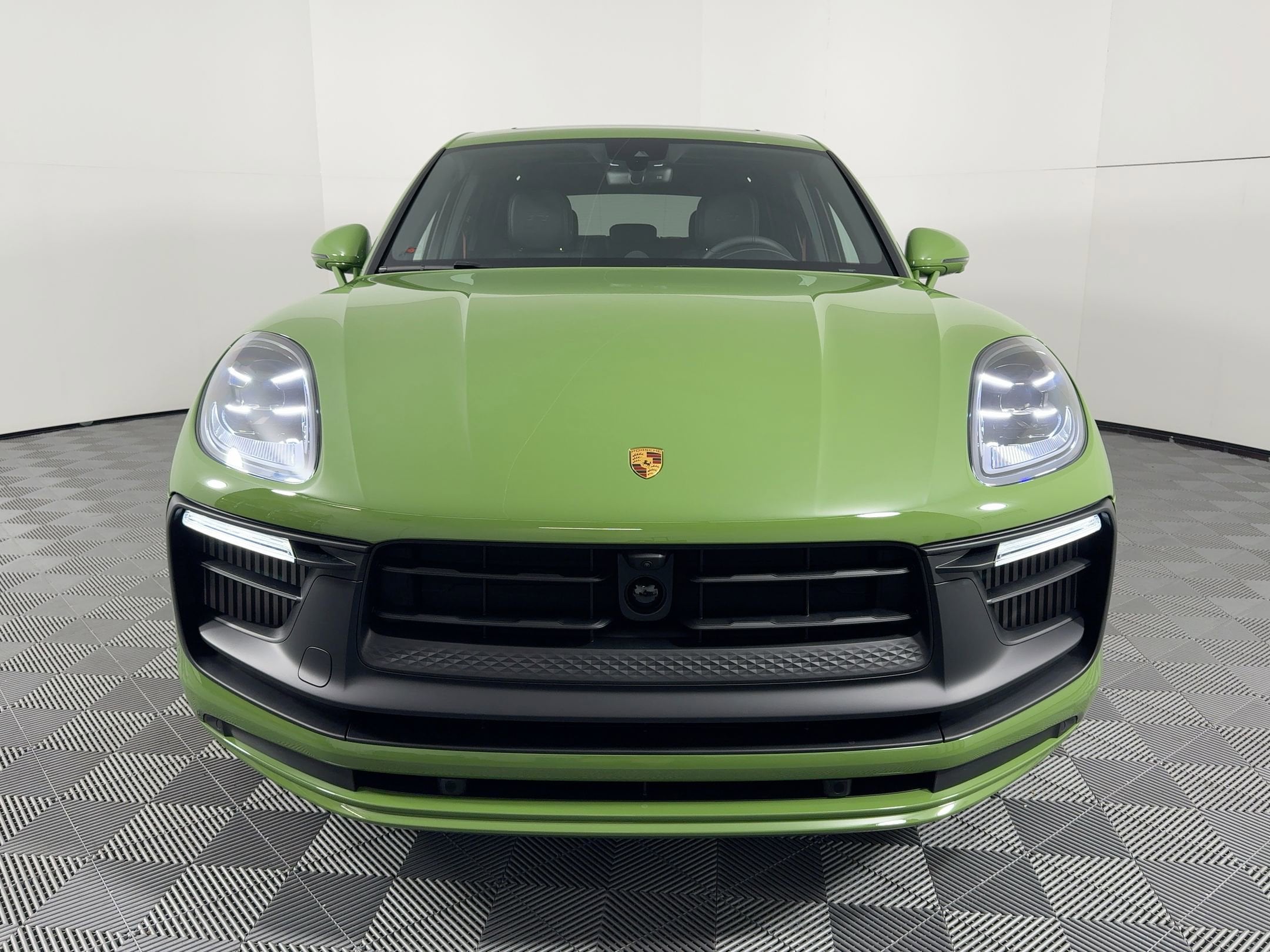 Macan GTS SUV