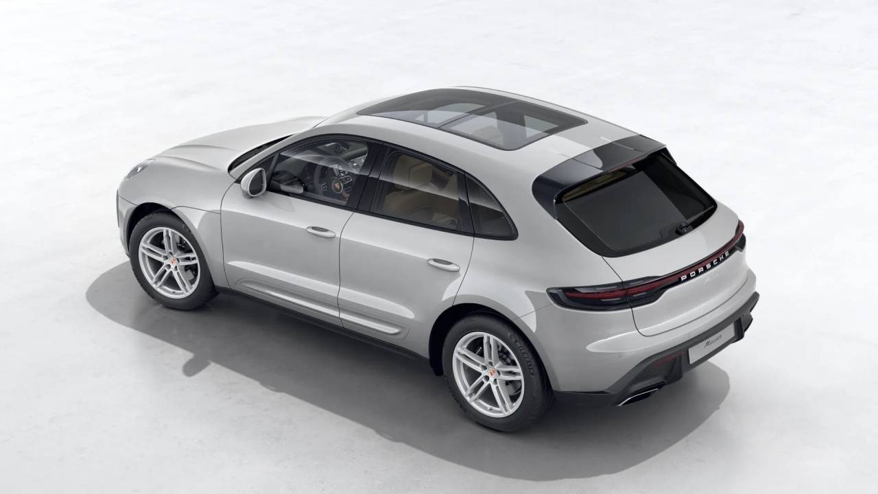 2026 Porsche Macan T photo 3