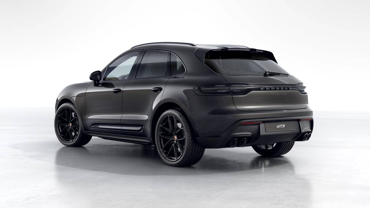 2026 Porsche Macan GTS photo 2